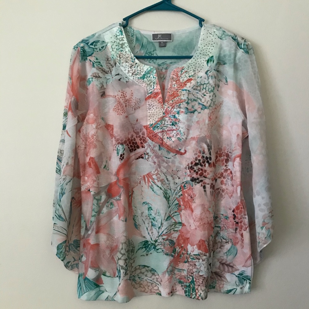 JM Collection top w/bling